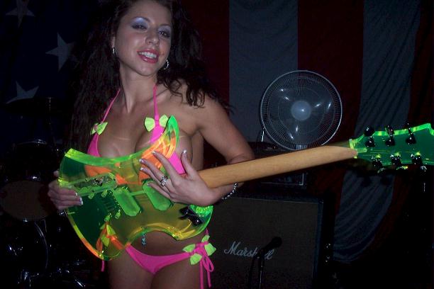 danielle5shrunk.jpg